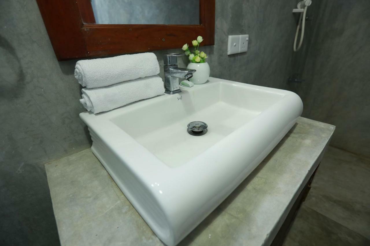 אונה ואטונה Dock Holiday Guest House מראה חיצוני תמונה