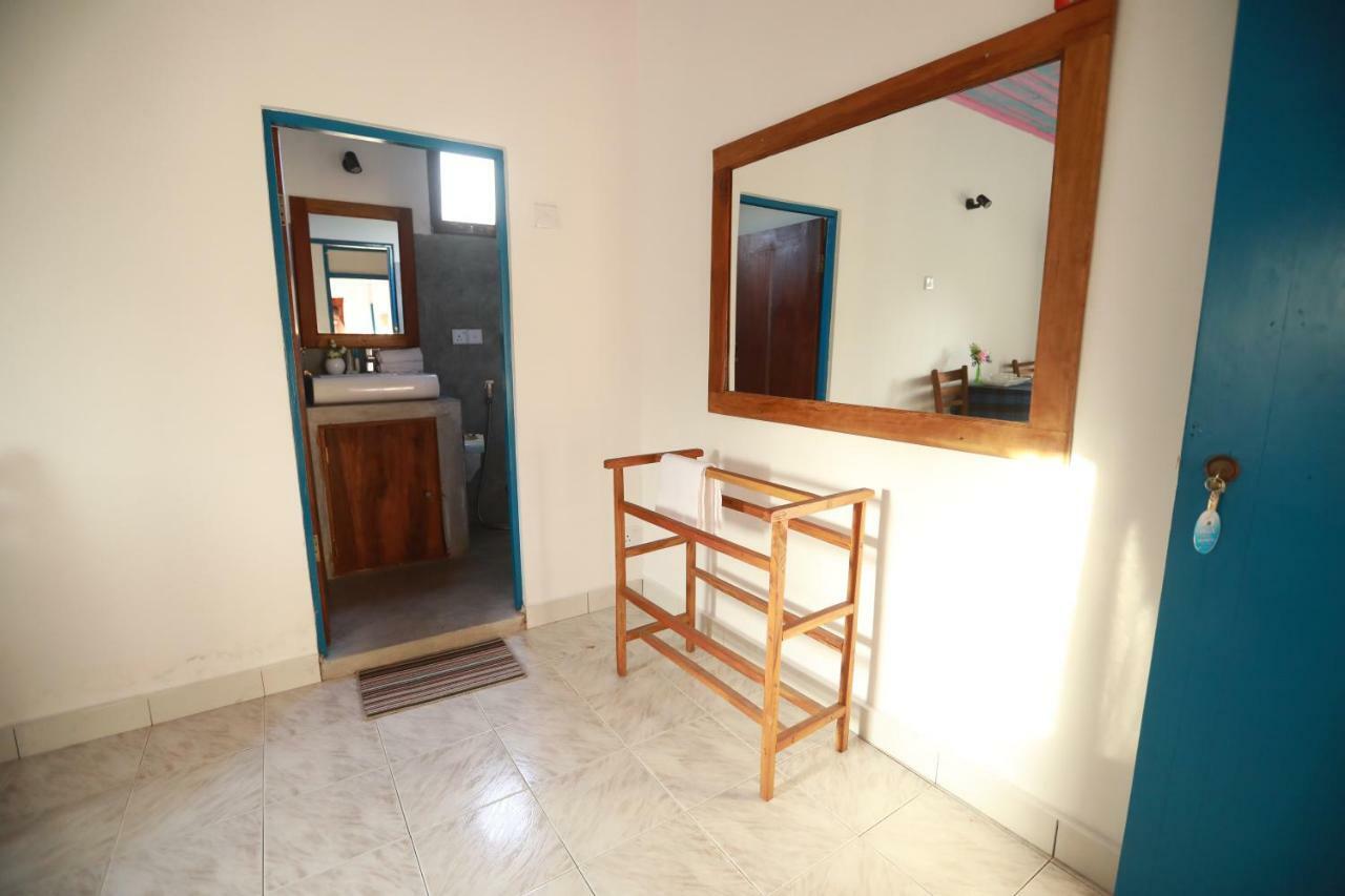 אונה ואטונה Dock Holiday Guest House מראה חיצוני תמונה